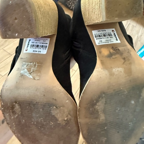 Buckle BEAST FASHION Black Suede Fringe Heeled Boots - Picture 8 of 9